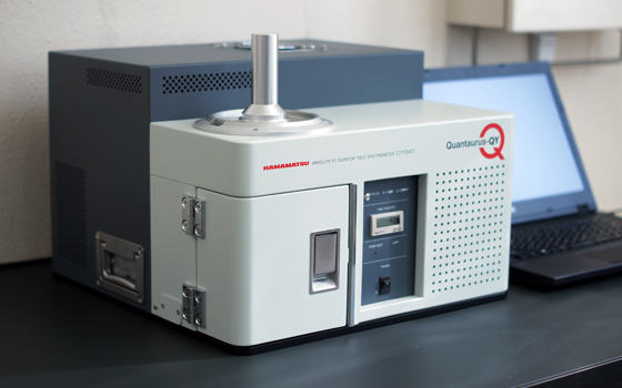 Absolute Photoluminescence Quantum Yield Spectrometer